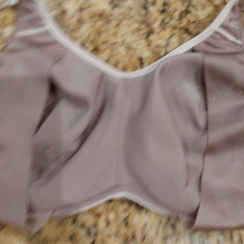 CHANTELLE HIGH IMPACT SPORTS BRA SIZE 34D TAG REMOVED UNLINED UW ADJUSTABLE STRA - Picture 11 of 16
